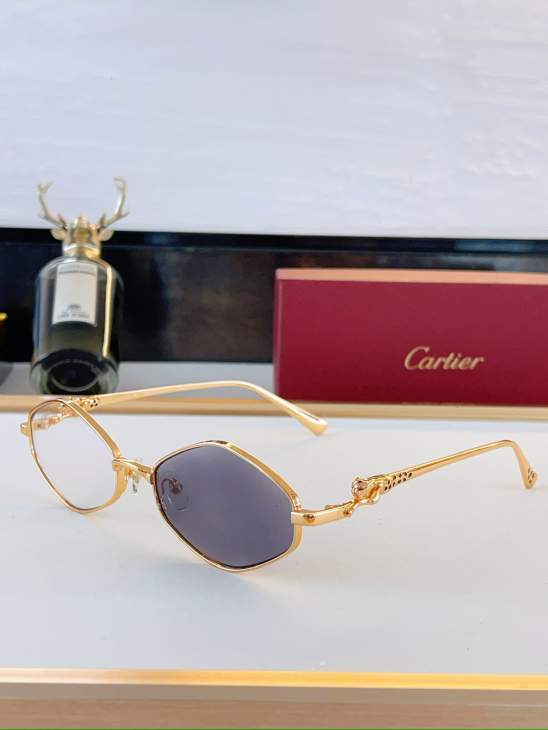 Picture of Cartier Sunglasses _SKUfw80049579fw